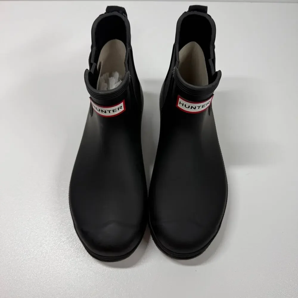 NWOT• Women's Original Chelsea Boots Size 8